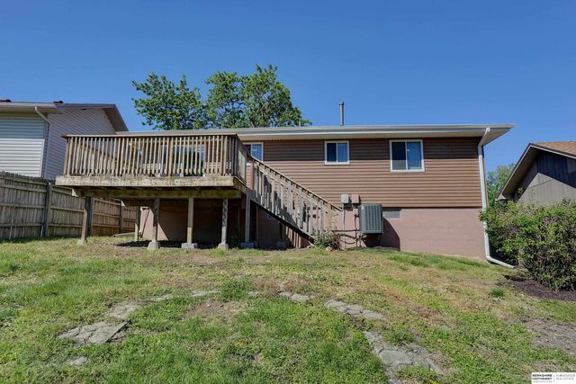 5911 S 137 Street, Omaha, NE 68137