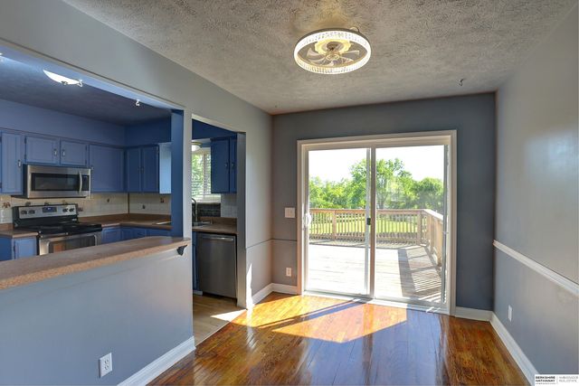 5911 S 137 Street, Omaha, NE 68137