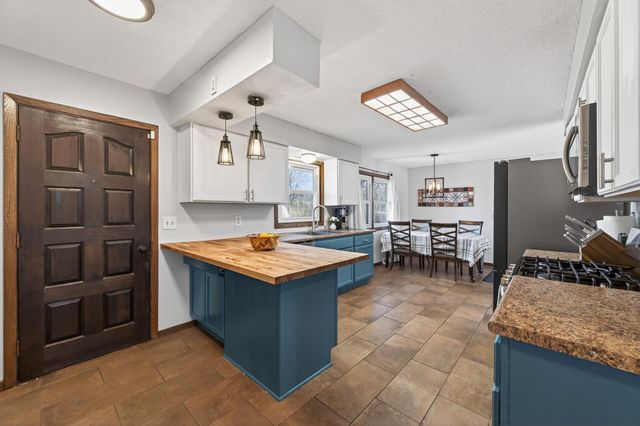 11601 Eldorado Street NW, Coon Rapids, MN 55433