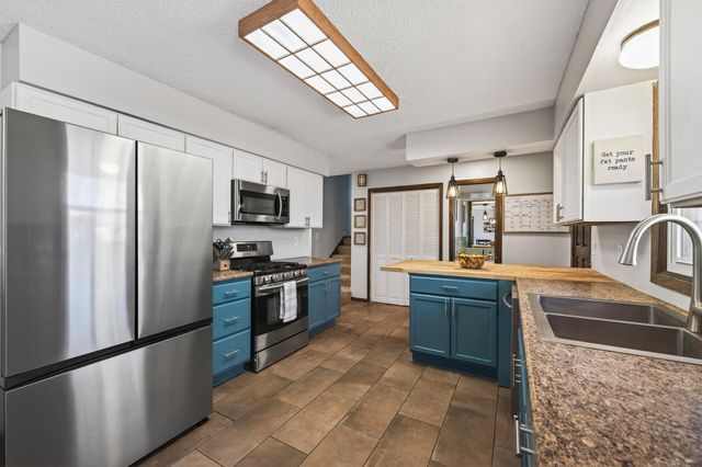 11601 Eldorado Street NW, Coon Rapids, MN 55433