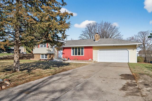11601 Eldorado Street NW, Coon Rapids, MN 55433