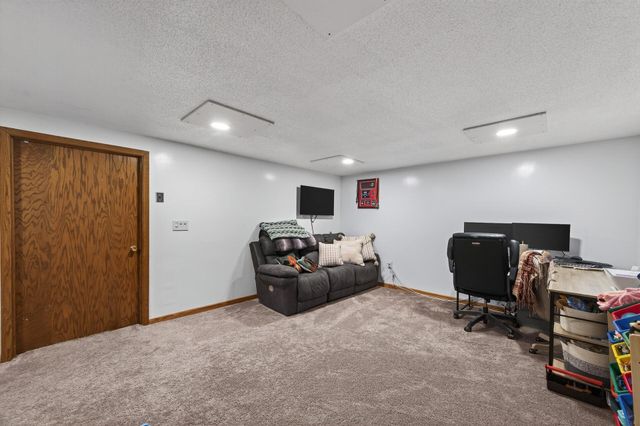 11601 Eldorado Street NW, Coon Rapids, MN 55433