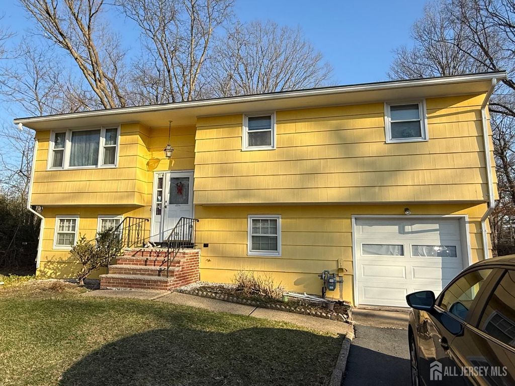 314 8th Street, Piscataway, NJ 08854