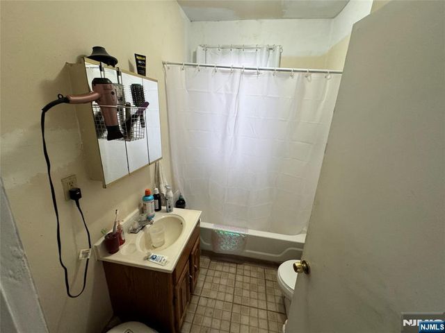88-90 6th Street, Paterson, NJ 07522