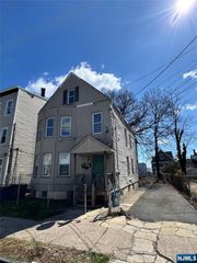88-90 6th Street, Paterson, NJ 07522