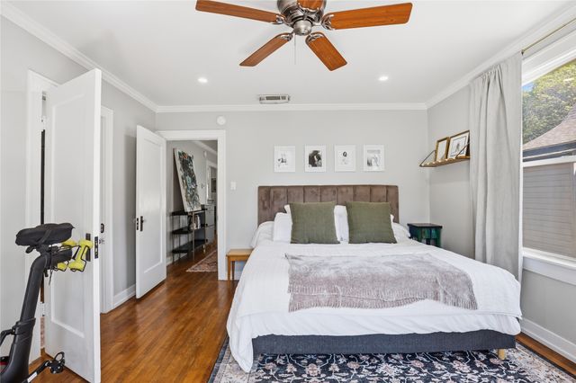 4121 Pershing Avenue, Fort Worth, TX 76107