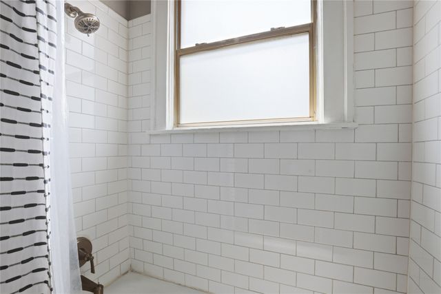 4121 Pershing Avenue, Fort Worth, TX 76107