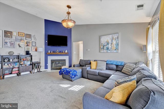 7685 GLADSTONE RD #6, Windsor Mill, MD 21244