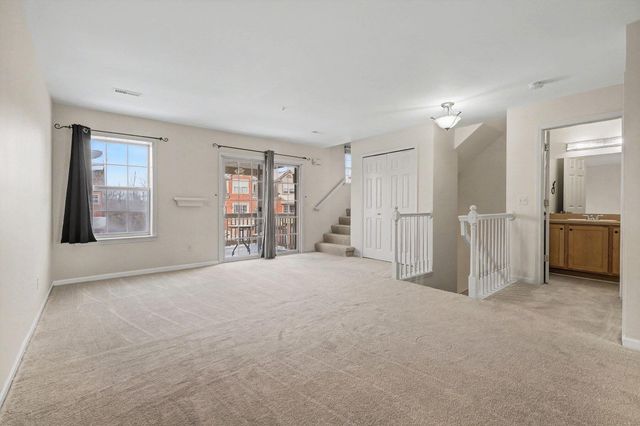 2856 Barclay Way, Ann Arbor, MI 48105