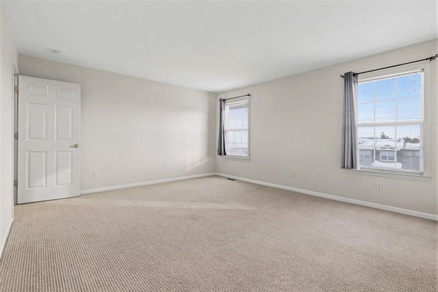 2856 Barclay Way, Ann Arbor, MI 48105