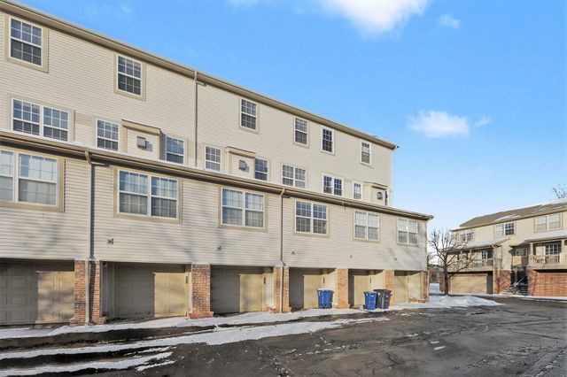 2856 Barclay Way, Ann Arbor, MI 48105