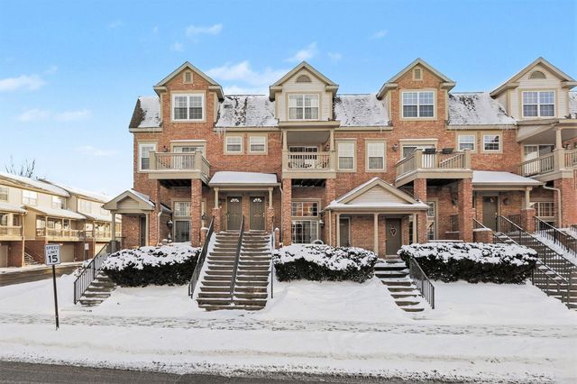 2856 Barclay Way, Ann Arbor, MI 48105