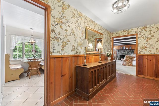 25 Carnot Avenue, Woodcliff Lake, NJ 07677