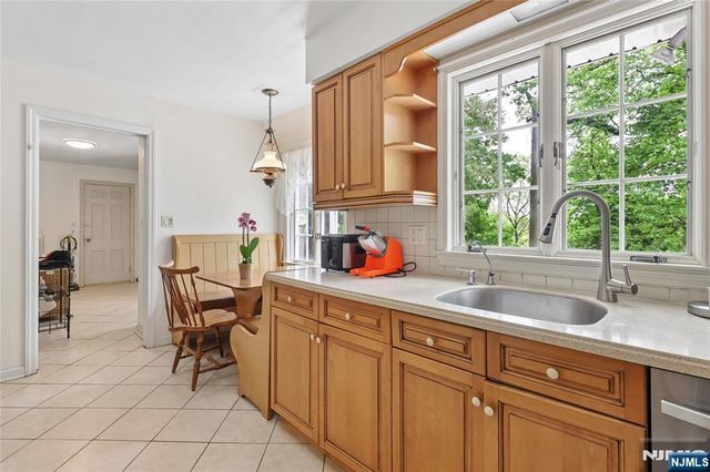25 Carnot Avenue, Woodcliff Lake, NJ 07677