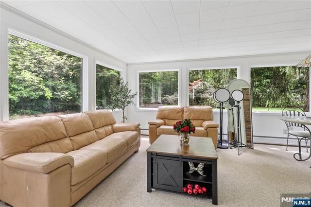 25 Carnot Avenue, Woodcliff Lake, NJ 07677