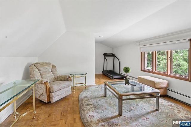 25 Carnot Avenue, Woodcliff Lake, NJ 07677