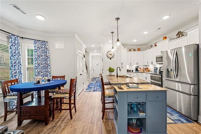 4960 Cannon Crossing Way, Greensboro, NC 27410
