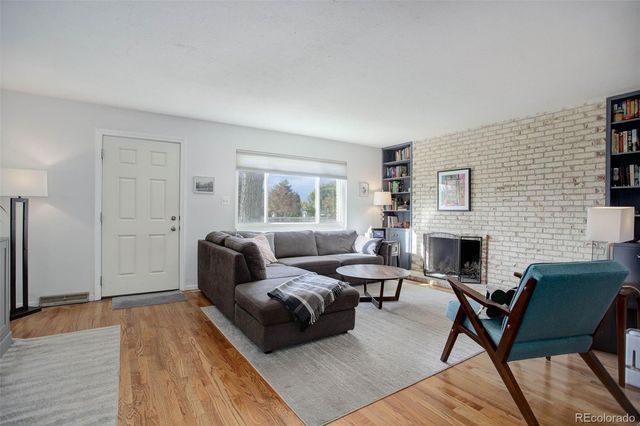 6340 E Mississippi Avenue, Denver, CO 80224