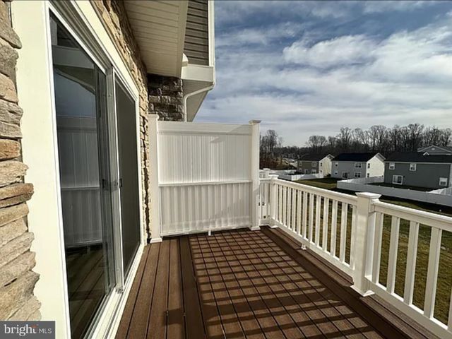 10976 BARNARD PL, White Plains, MD 20695