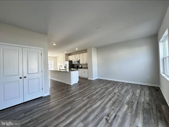 10976 BARNARD PL, White Plains, MD 20695