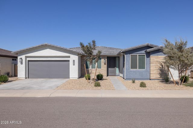 1540 W DESERT SPOON Drive, San Tan Valley, AZ 85140