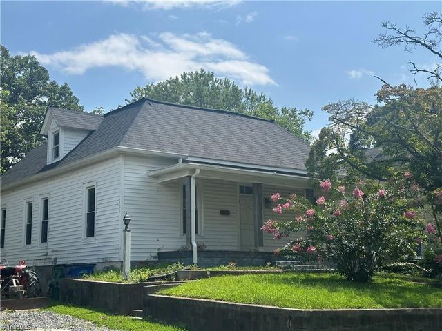 706 Arch Street, Mount Airy, NC 27030
