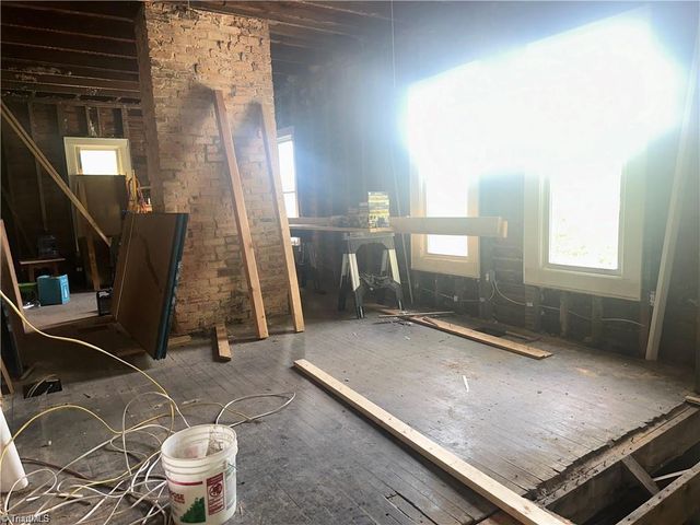 706 Arch Street, Mount Airy, NC 27030