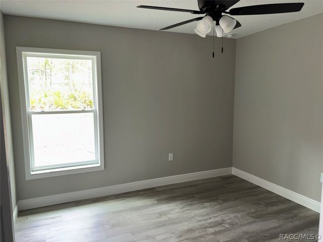 5659 N Matheson Drive, Dunnellon, FL 34434