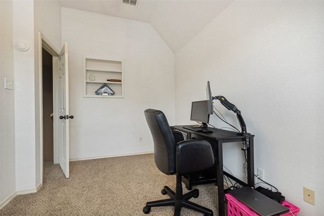 1 Pleasant Valley, Sanger, TX 76266