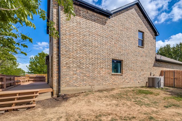 1 Pleasant Valley, Sanger, TX 76266