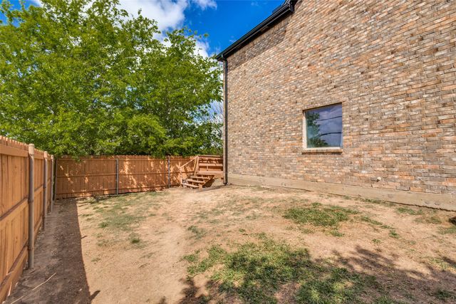 1 Pleasant Valley, Sanger, TX 76266