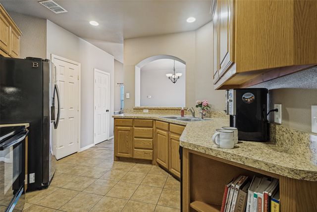 1 Pleasant Valley, Sanger, TX 76266
