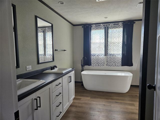 16854 W Forrestal W, Montgomery, TX 77316