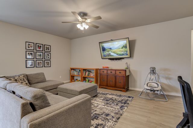 7727 96th Street, Lubbock, TX 79424