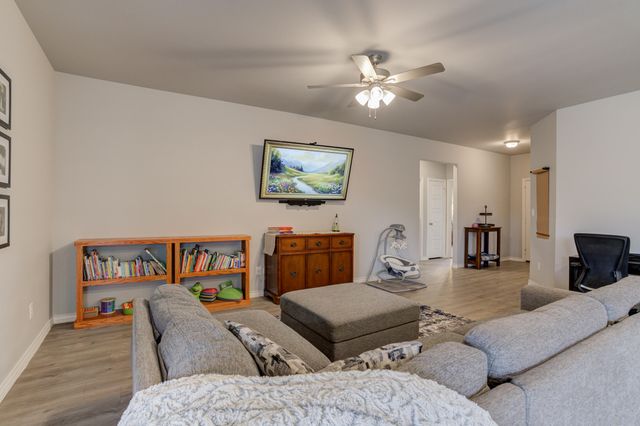 7727 96th Street, Lubbock, TX 79424