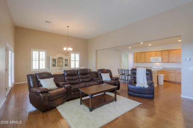 40 N AGUA FRIA Lane, Casa Grande, AZ 85194