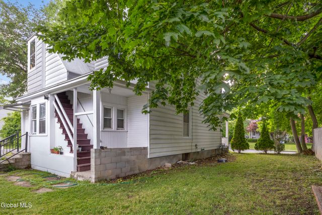 466 Ontario Street, Albany, NY 12208