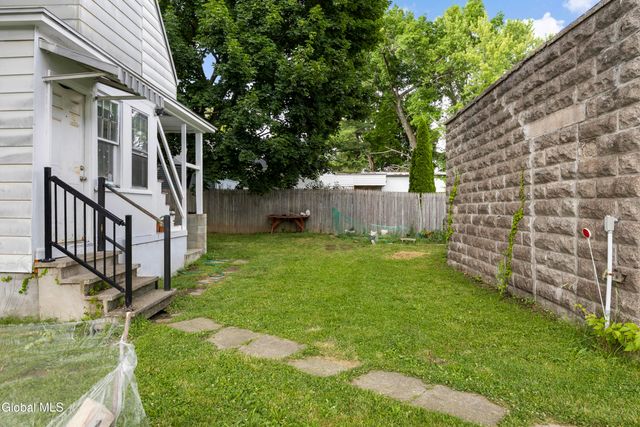 466 Ontario Street, Albany, NY 12208