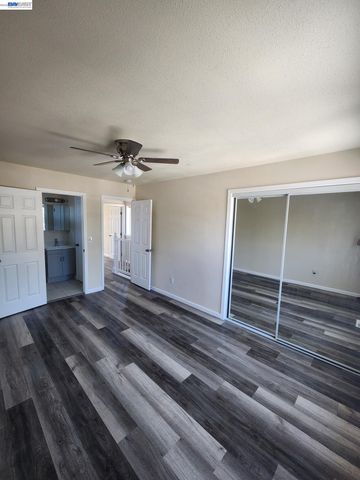 500 GERTRUDE AVE, Richmond, CA 94801