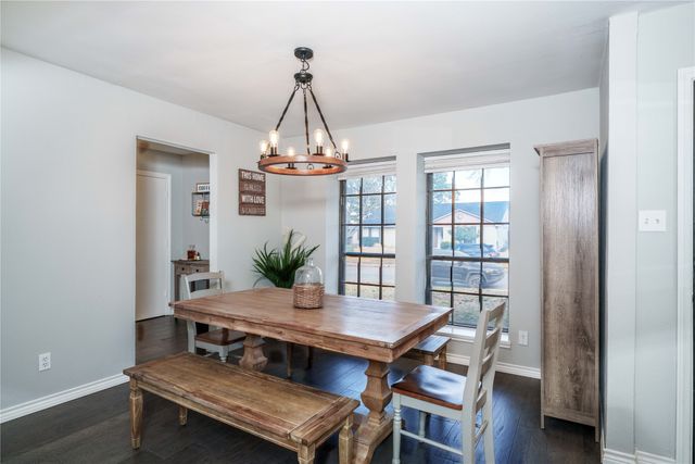 1924 Sierra Drive, Lewisville, TX 75077