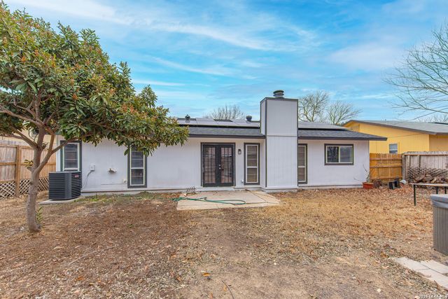 2310 Oriley, San Antonio, TX 78251