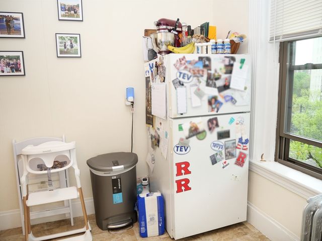 1390 Beacon 11, Brookline, MA 02446