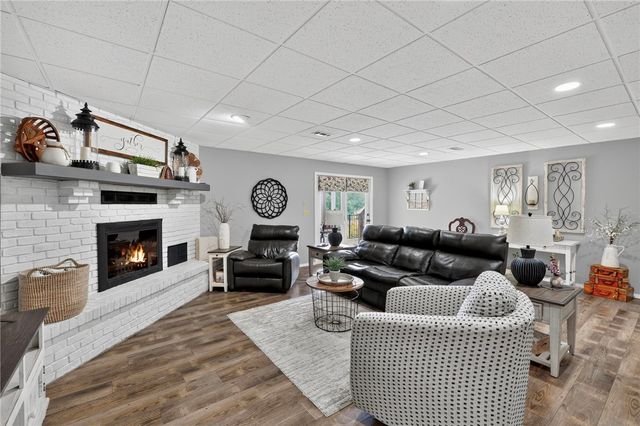 65 Forfar Drive, Bella Vista, AR 72715