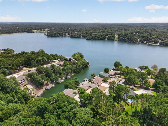 65 Forfar Drive, Bella Vista, AR 72715