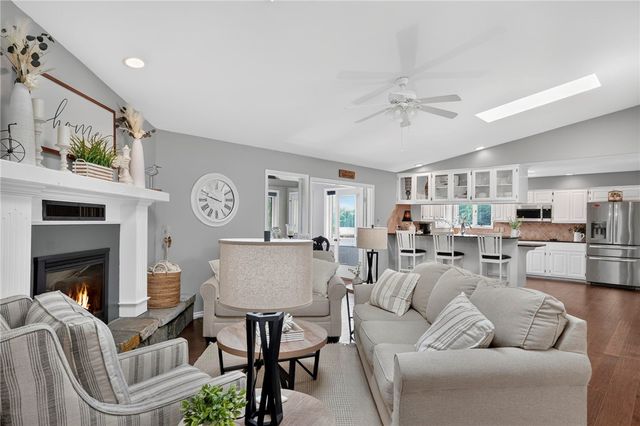 65 Forfar Drive, Bella Vista, AR 72715