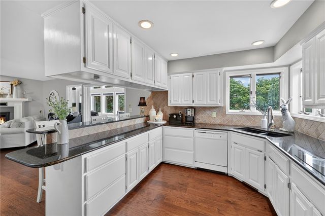 65 Forfar Drive, Bella Vista, AR 72715