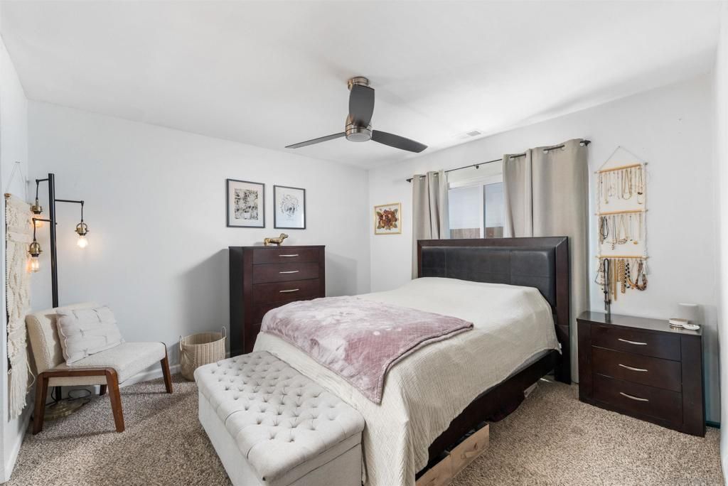 Image 10 of property listing at 10056 Woodpark, Santee, CA 92071