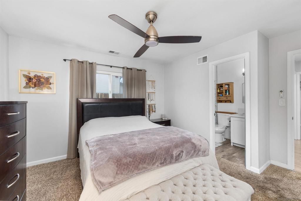 Image 11 of property listing at 10056 Woodpark, Santee, CA 92071