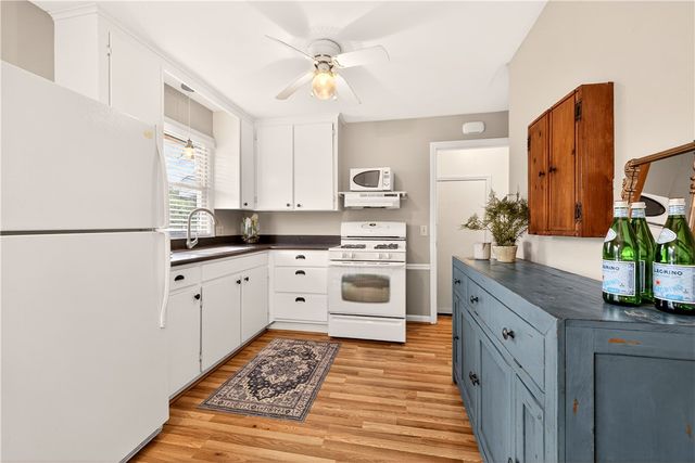 334 Eaglehead Road, Perinton, NY 14445