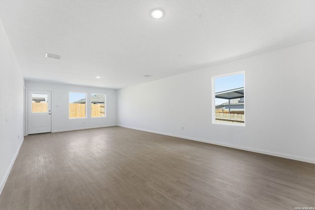 9815 Abrams View, Converse, TX 78109